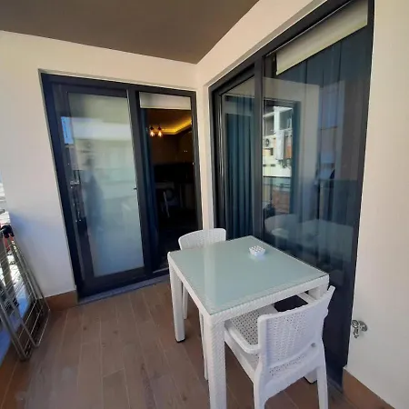 Appartement Aura Homes One Bedroom Near Cleopatra *