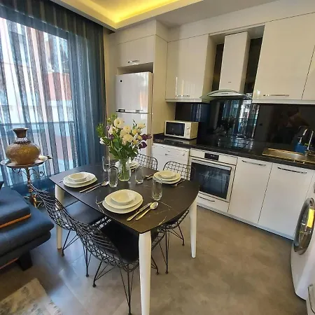 Aura Homes One Bedroom Near Cleopatra 阿拉尼亚